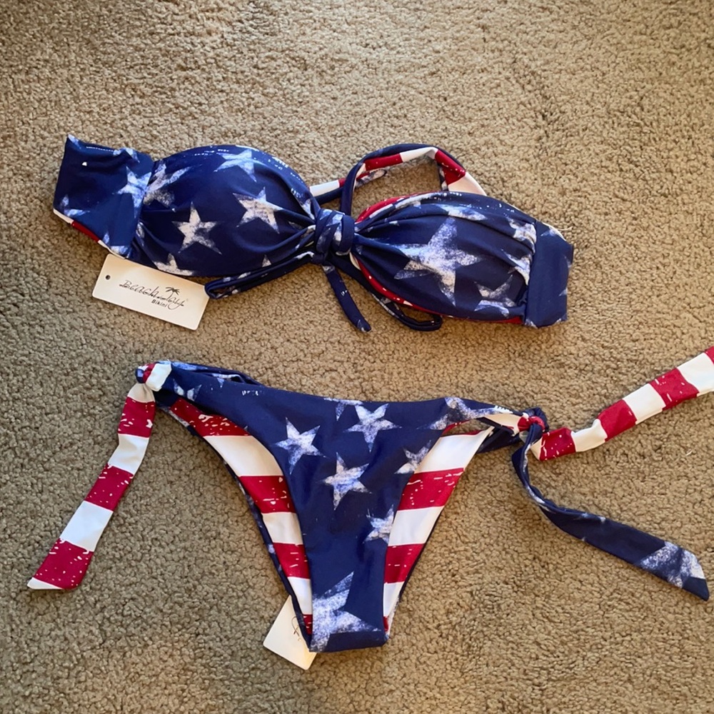 BNWT Beach Joy Bikini